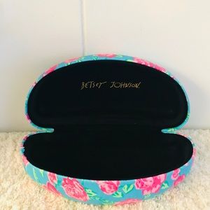 Betsy Johnson Sunglass Case NWOT